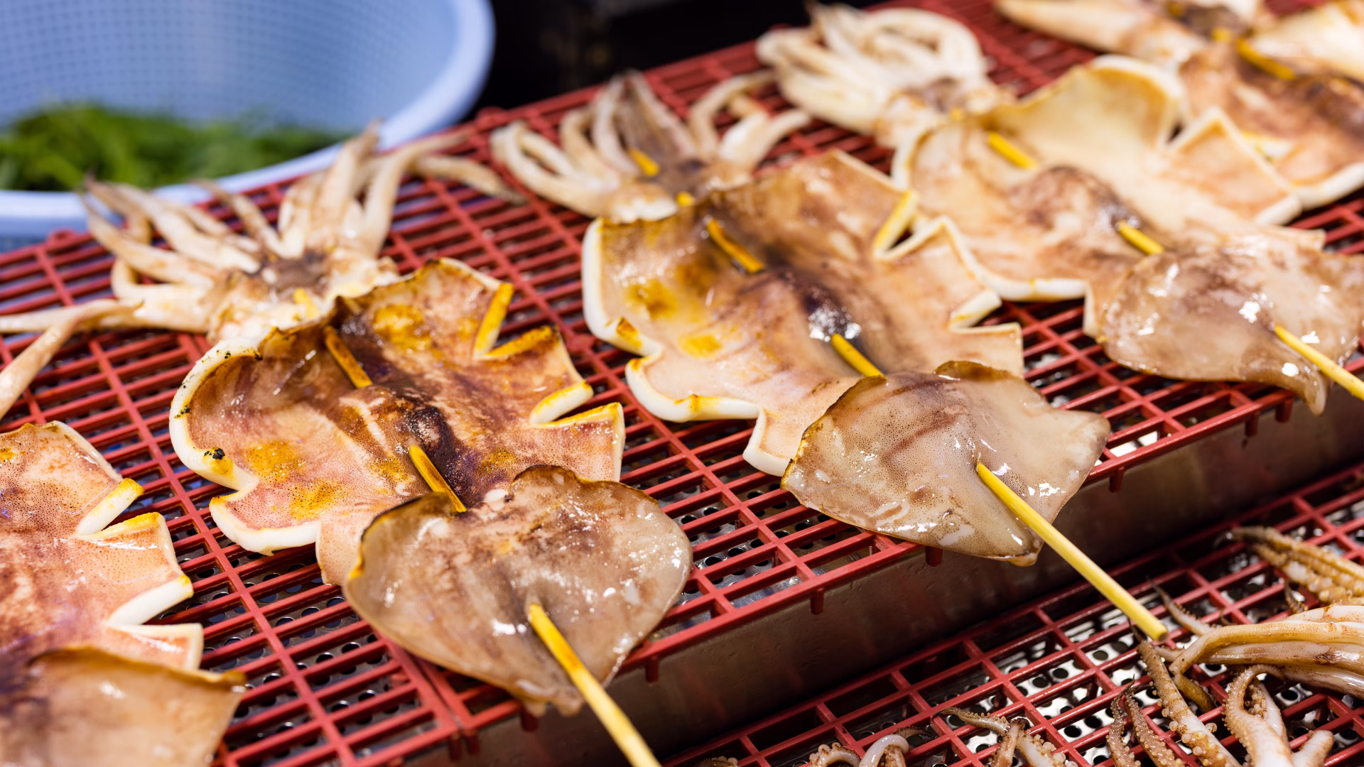 Grill squid in the street market